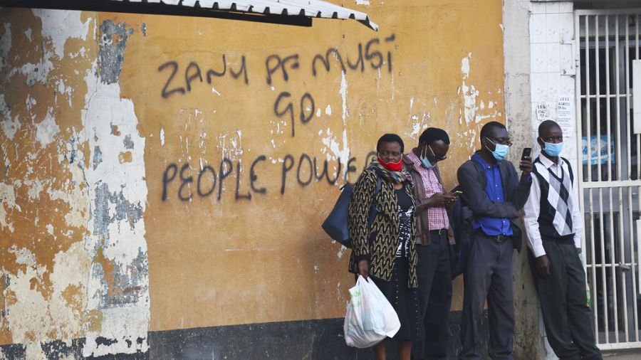Zimbabwe : 25 opposants arrêtés dans la maison du député Machingauta